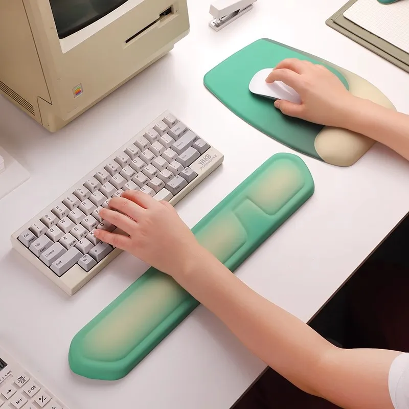 Silicone Wrist Rest Mouse Pad Ergonomic Memory Foam Keyboard Hand Rest Office Wrist Rest Palm Rest Mouse Pad Soft Square Cute