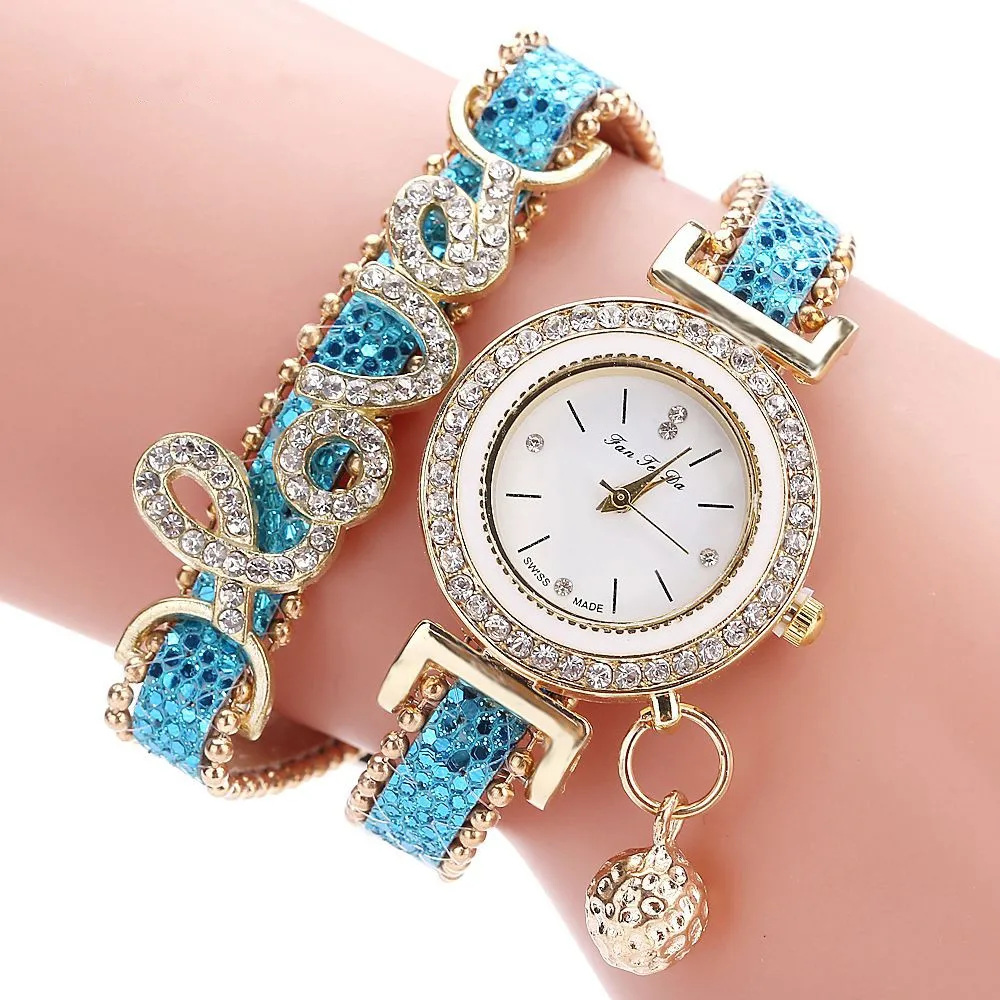 FanTeeDa Top Brand Women Bracelet Watches Ladies Love Leather Strap Rhinestone Quartz Wrist Watch Luxury Fashion Quartz Watch 