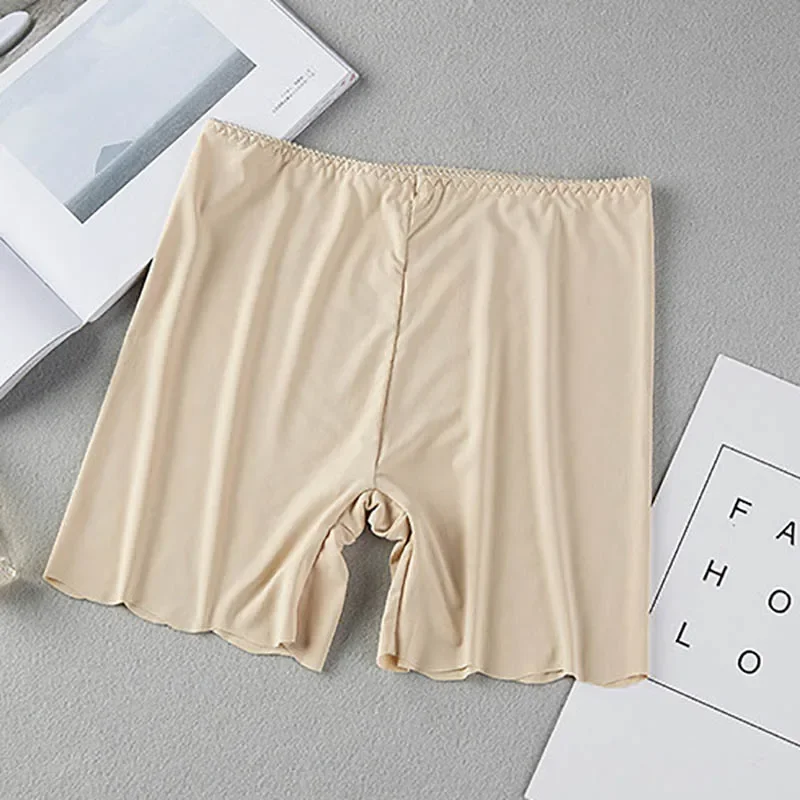 Women Shorts Underwear Ice Silk Safety Panties Elastic Comfortable Solid Color Thin Seamless Anti-Exposed Breathable Boyshort Summer