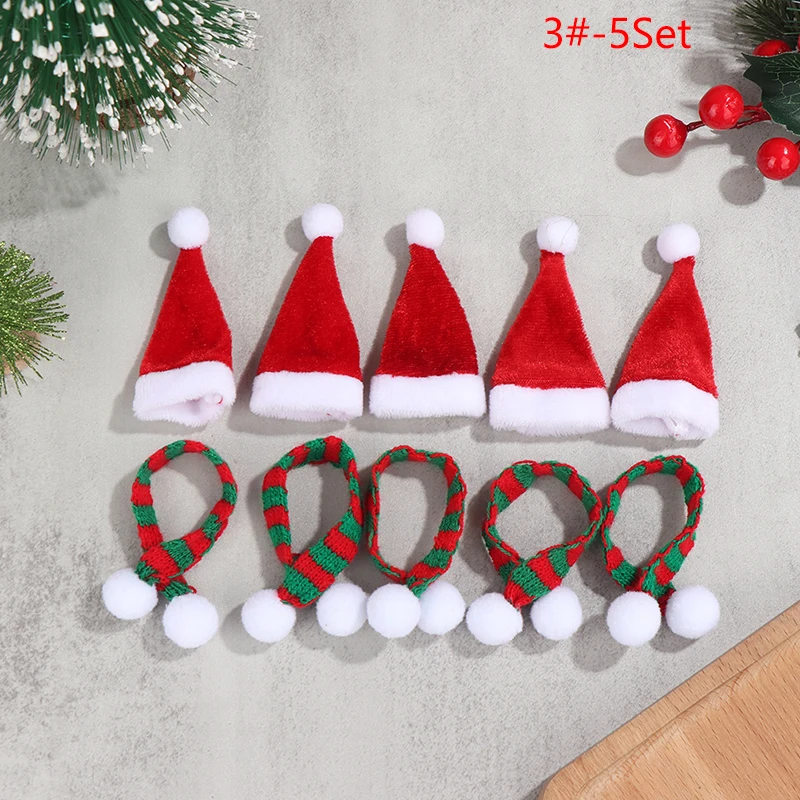 Mini chapeau de Père Noël pour enfants, décoration de Noël, accessoires de  poupées, maison de courses miniatures, cadeau de Noël, échelle 1/12, 2  pièces - AliExpress