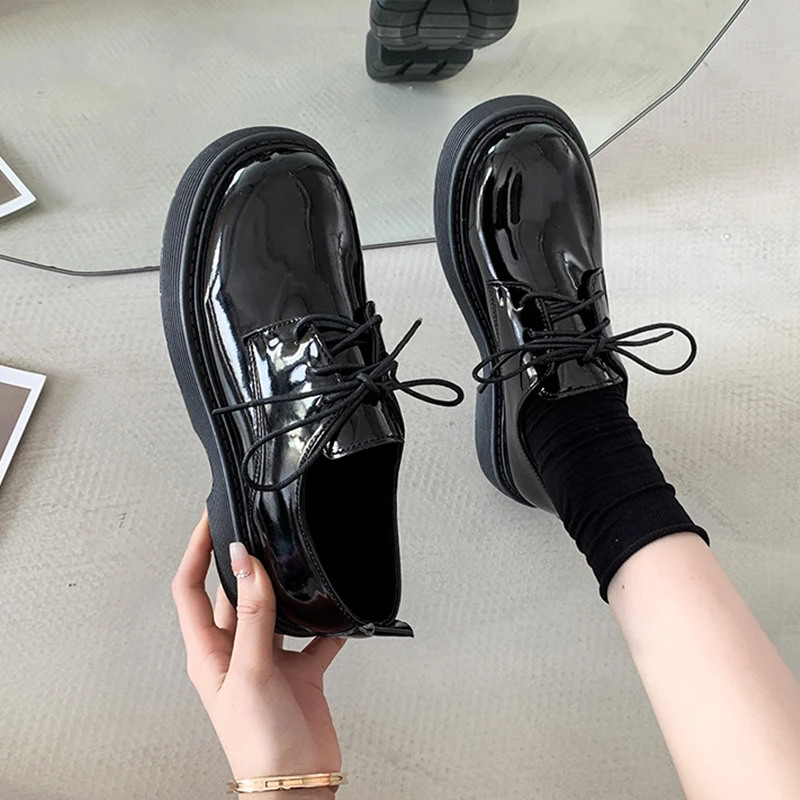 

Женские туфли в британском стиле, Универсальные балетки из лакированной кожи с круглым носком, повседневные женские кроссовки, лоферы с мехом, осень 2023