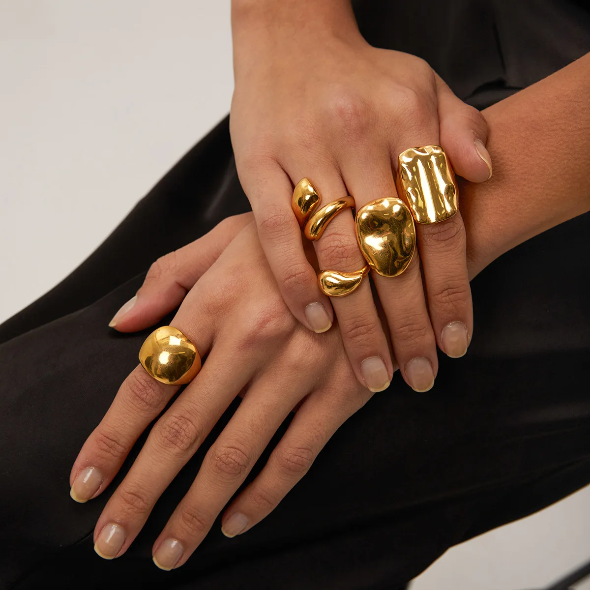 Waterproof Polished Hammered Dome Waterdrop Chunky Rings Hypoallergenic Texture Stainless Steel Ring Unisex Unique Jewelry Gift