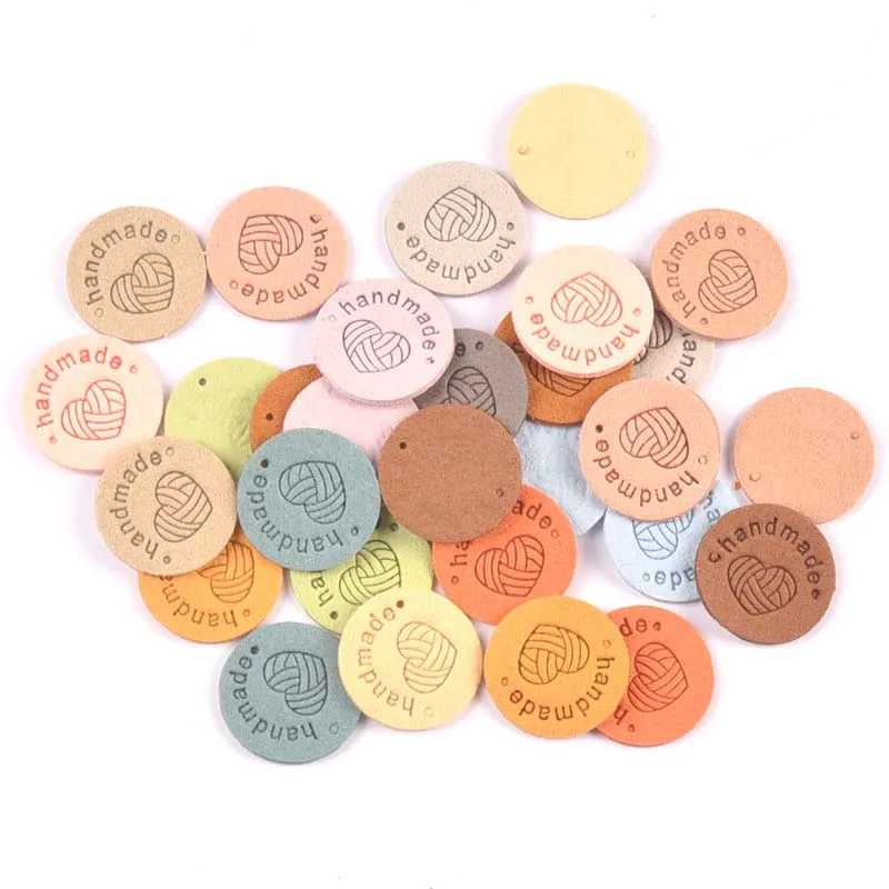 Garment Labels 20Pcs 2.5cm Round PU Cloth Handmade Embossed Tags DIY Flag For Garment Sewing Accessories