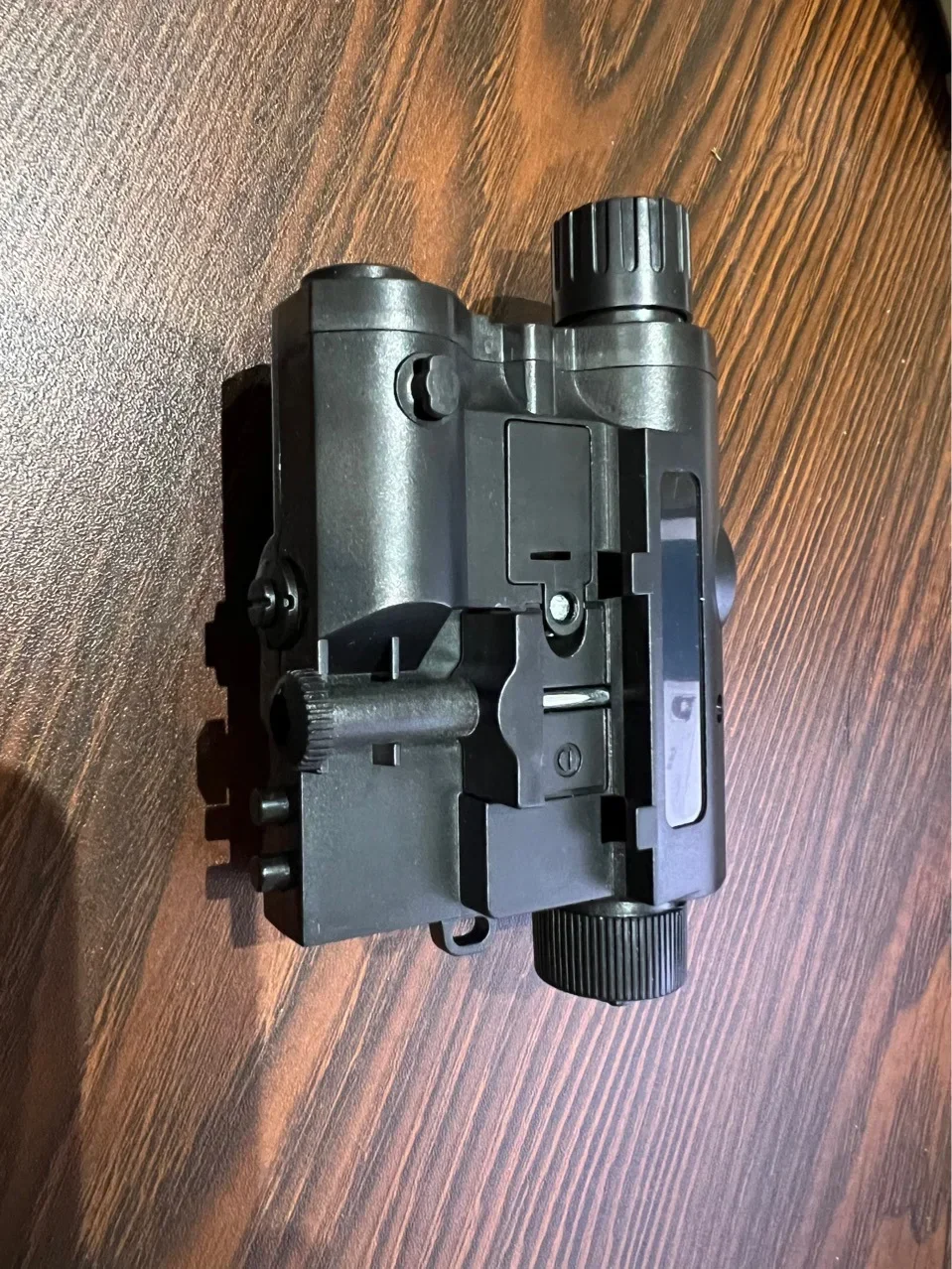 PEQ15 Multifunktionale Laserbox-Taschenlampe: Passend für 20-mm-Schiene, für Spielzeug-Airsoft-Waffen, Jagd, CS und Spiel, Anzeige – Detail 6