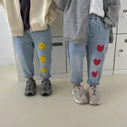 Primavera outono unisex amoroso sorriso impressão jeans crianças solto all match denim calças