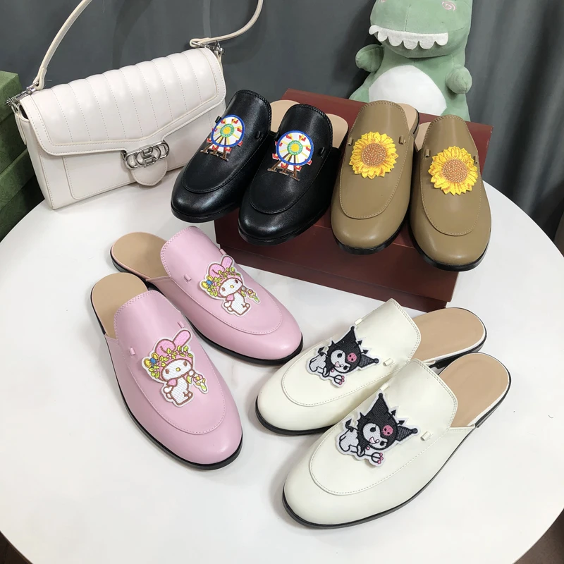 

Summer Slip on Sandals Mules New Embroidered Pattern Gold Women's Shoes Modern Slippers Flat shoes Slippers Bear Outdoor Slipper