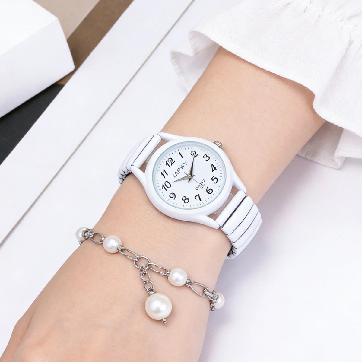Chic Unisex Quartz Watches Set with Arabic Numerals and Stylish Elastic Straps