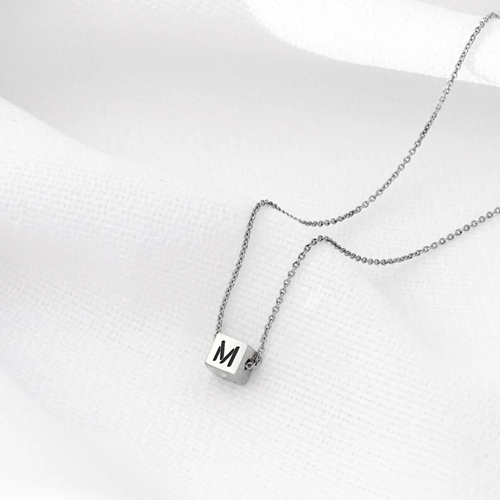 

A-Z 26 Letter Initials Name Necklace Cube Square Stereo Pendant Necklace for Women Stainless Steel Chains Choker Gifts Jewelry