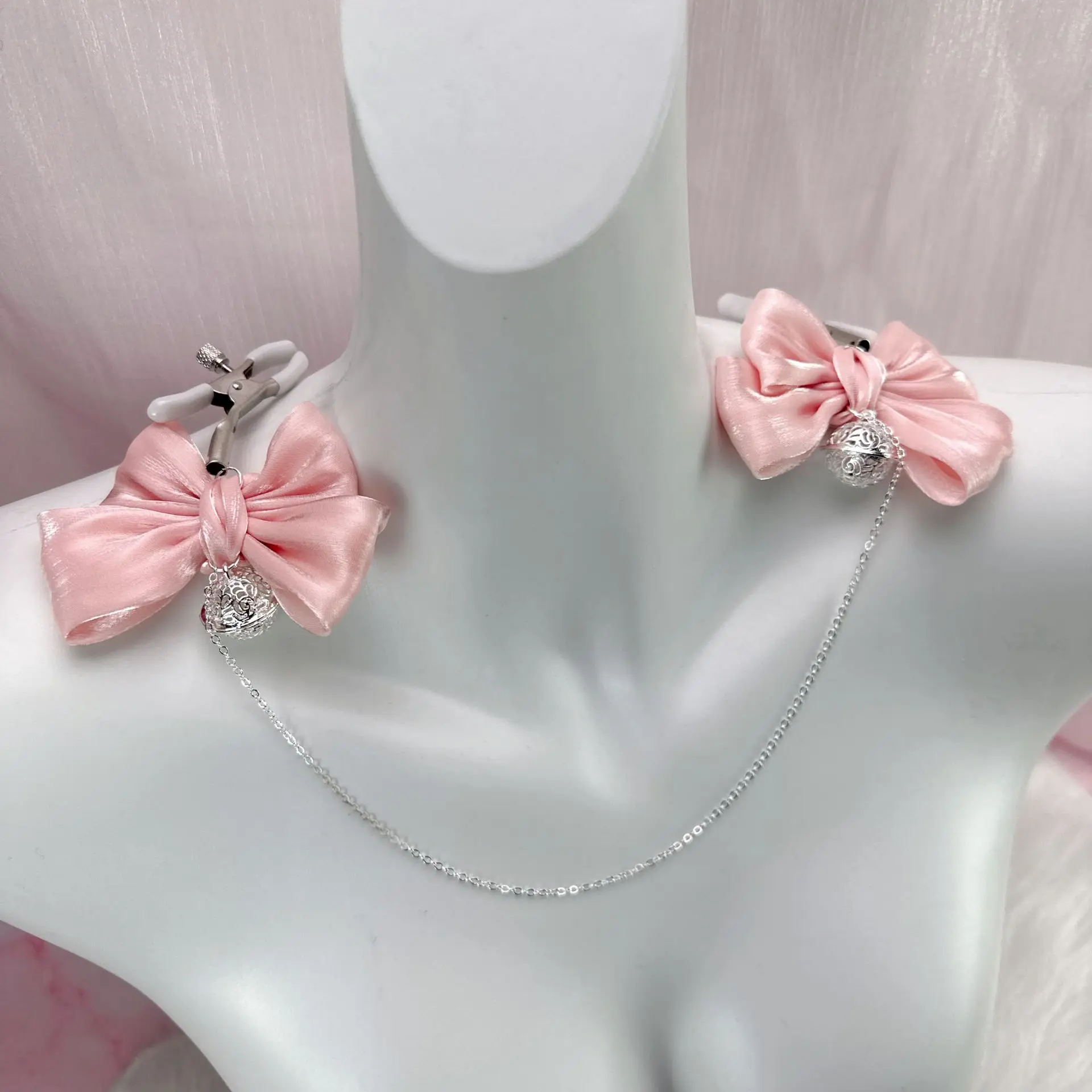 Pink Streamer Bow Anal Plug Nipple Clip BDSM Cosplay Cuet Buttplug Dildo Vaginal Anal Stimulation Sex Toy for Women Adult Game