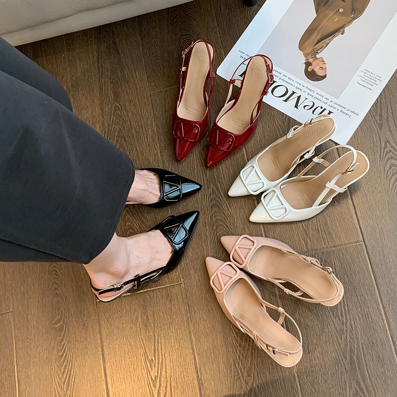 Fashion Solid Thin Heels Sandals for Women New Hot Sale Summer Casual Med Heel Ladies Shoes One-line Buckle Women's Sandals 2
