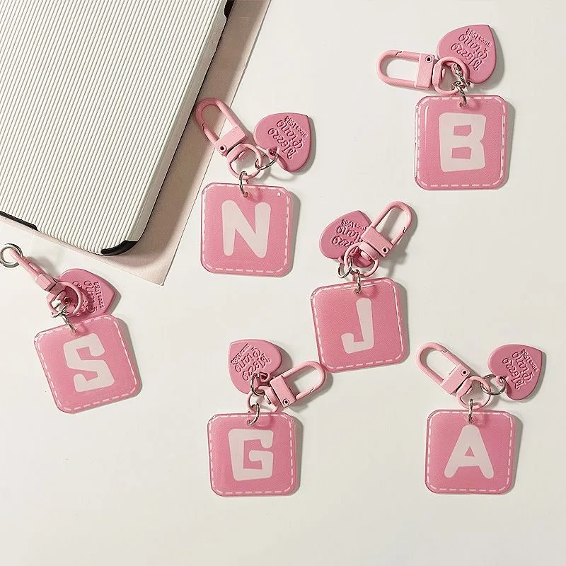 Pink Heart-Shaped Creative Pendant Keychain – Girly Handbag Accessory & Top Birthday Gift