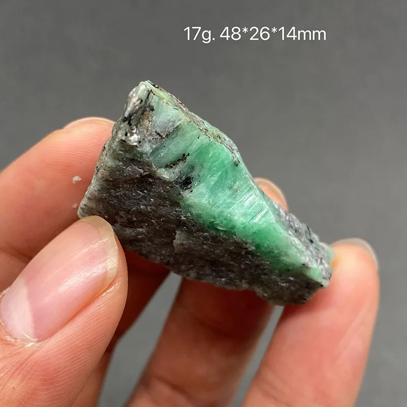 100% natural emerald primitive mineral specimen Healing Crystal gem collection