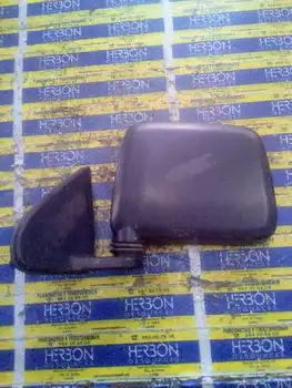 

064L Left Rearview Nissan Navara Pick-up (d40m) *