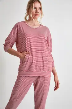 

Trendyol Striped Hooded Knitted Pajamas Set THMAW21PT0333