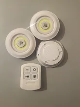 Luz LED para debajo de gabinete de batería COB de 3W, lámpara de noche para interiores, regulable, con mando a distancia, para pasillo, escalera, loft