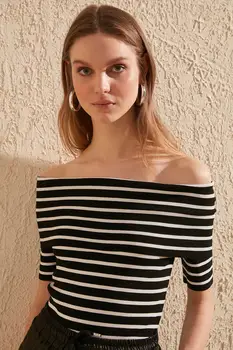 

Trendyol Striped Summer Knitwear TWOSS20KZ0057
