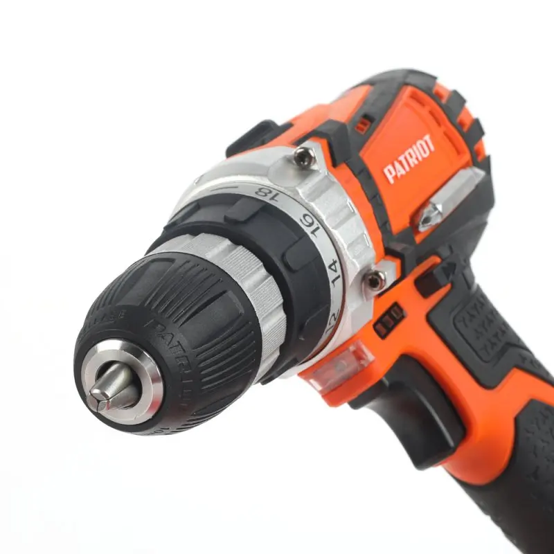 Дрель-шуруповерт аккумуляторная PATRIOT BR 244Li LED The One (Напряжение аккумулятора 24 В, Li-Ion, емкость 2 Ач, 2 скорости 0-350/0-1350 об/мин, реверс, подсветка, фонарь, 2 аккумулятора в комплекте)