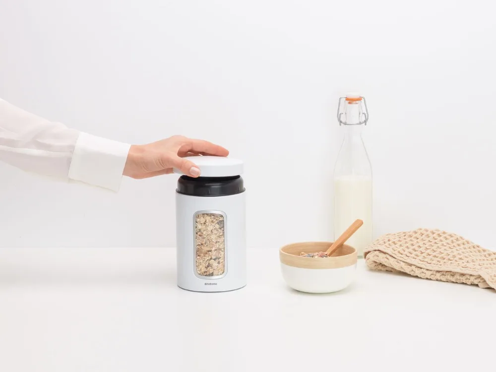 Window Canister, 1.4L - White - 8710755306082 Brabantia_96dpi_1280x960px_E_NR-21182