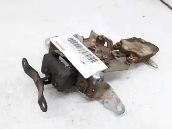 

90502EB300 trunk lock/PORTON NISSAN PATHFINDER (R51)
