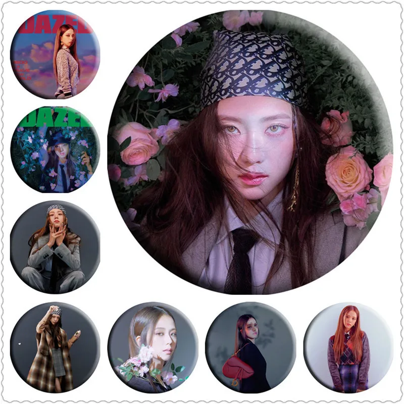 

KPOP BP 58MM October DAZED JISOO LISA ROSE JENNIE Brooches Pins Fans Collection