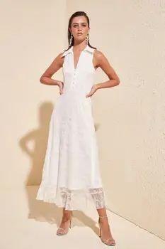 

Trendyol Lace Dress TPRSS20EL1159