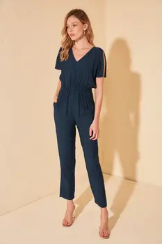 

Trendyol Sleeve Detail Jumpsuit TWOSS20TU0084