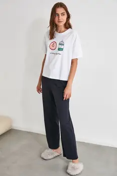 

Trendyol Printed Knitted Pajamas Set THMAW21PT0219