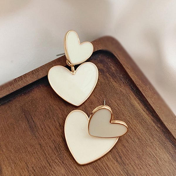 Women’s Heart Shape Cute Drop Earrings 2022 Fashion Black Crystal Love Heart Statement Earrings for Women Jewelry Gifts
