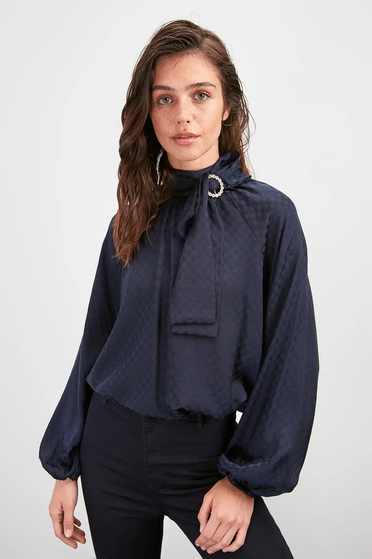 Trendyol шнуровка подробная Bluz TWOAW20BZ1072