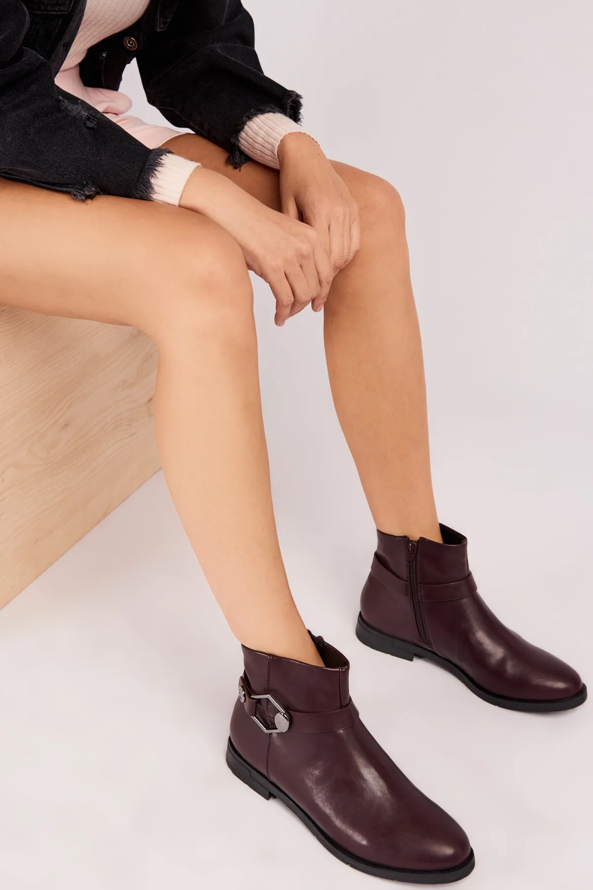 Женские ботинки Derimod бордового цвета |