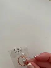 Huitan romántico anillos de perlas simuladas para las mujeres de lujo aniversario de boda accesorios anillos de compromiso para venta al por mayor