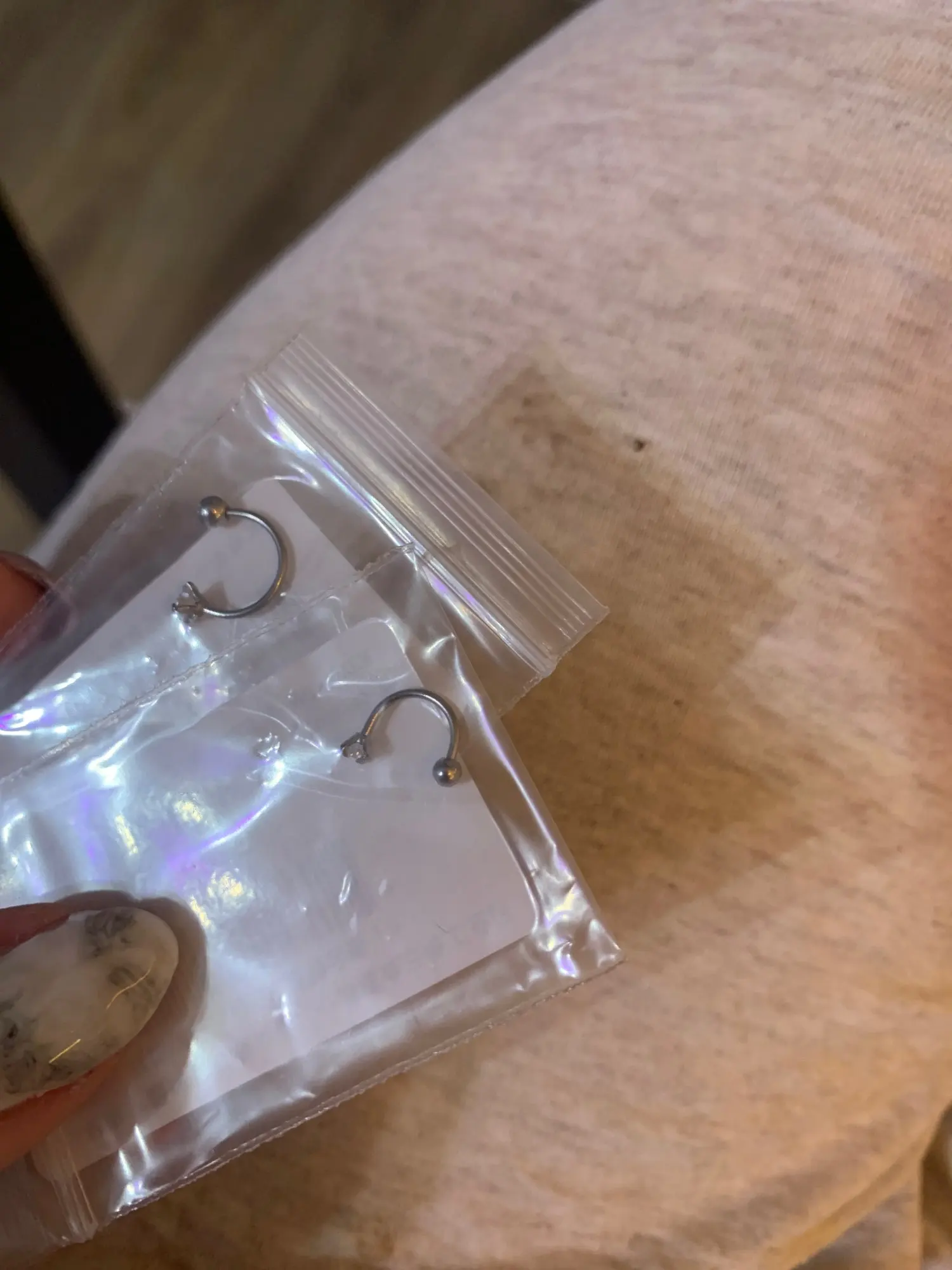 1pc 6 8mm ze stali nierdzewnej z cyrkonią Cz Hoop Tragus chrząstka Helix  Stud kolczyk Conch Rook Daith Lobe Ear Screw Piercing biżuteria tanie i  dobre opinie