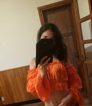 Blusa informal de Chifón con manga larga para verano, camisa vientre descubierto con volantes y hombros descubiertos para mujer, cuello de barco