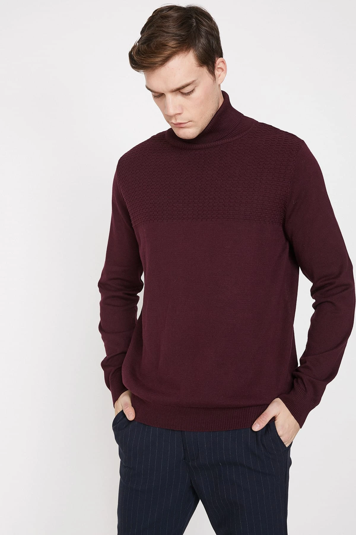 burgundy turtleneck mens
