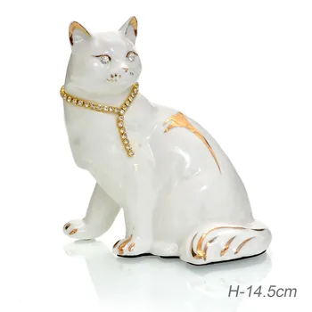 

Cat figurine