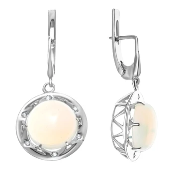 

Silver earrings with moonstone