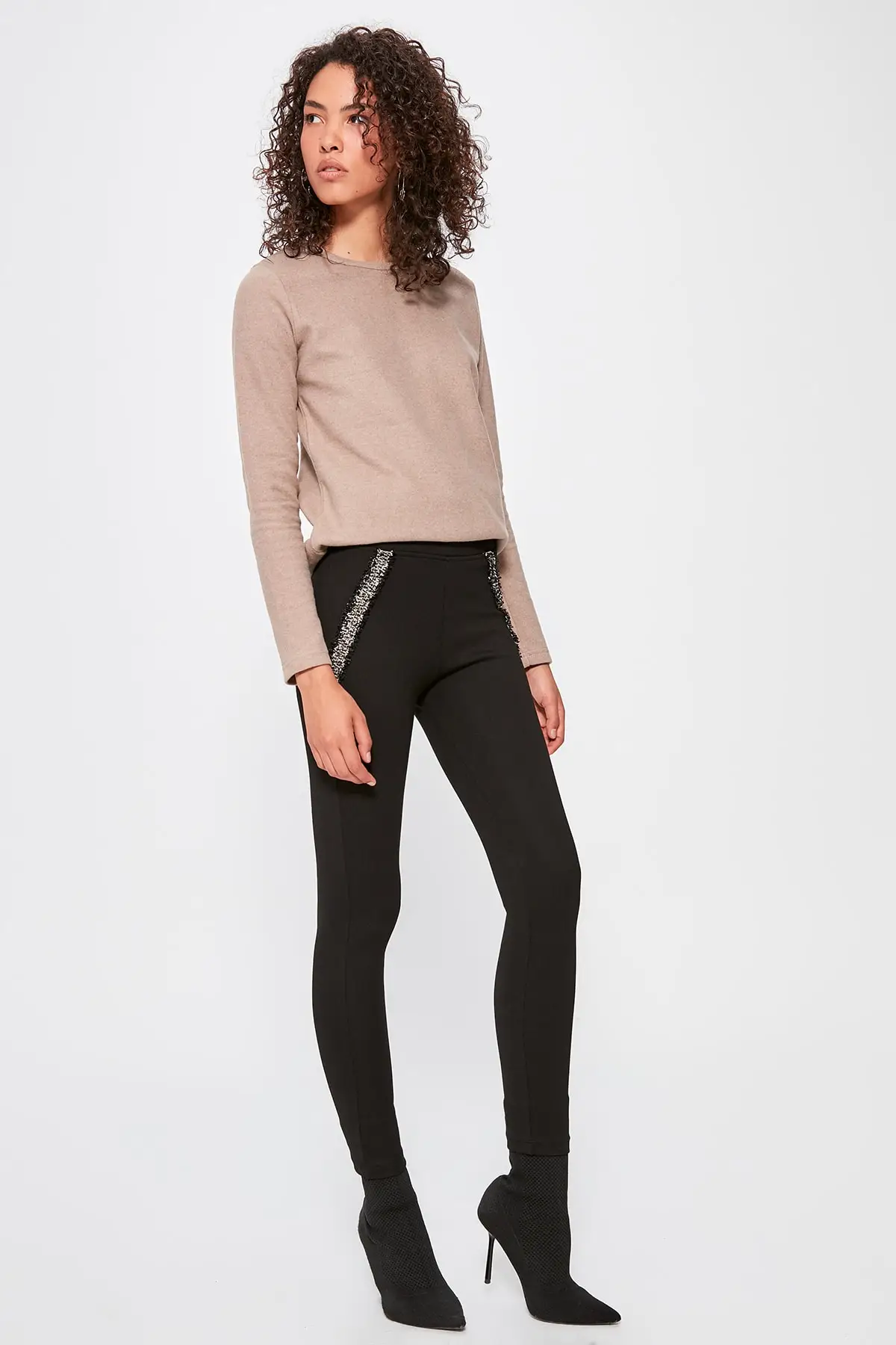 

Trendyol Black Ribbon Detail Leggings TWOAW20TA0054