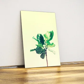 

Botanical Leaf-Decorative Metal Table