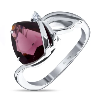 

Ring of silver with amethyst and cubic zirconia