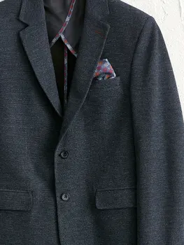 

Tight-fitting Mould Blazer Jacket