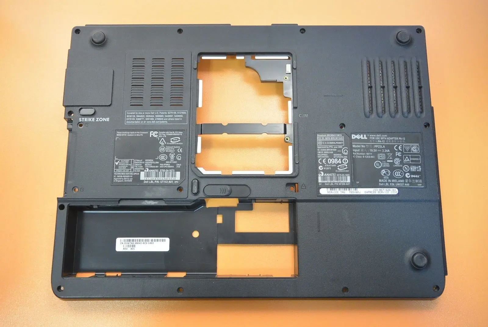 Dell Inspiron 6400 1000 1501 E1505 pp23la 15.4 &quotlower case | Компьютеры и офис