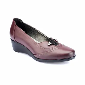 

FLO 82.150054.Z Burgundy Women 'S Shoes Polaris