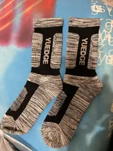 YUEDGE-Calcetines térmicos de felpa de algodón para hombre, medias transpirables para deportes de equipo, senderismo, más gruesas, para invierno, lote de 5 pares, 38 a 45 EU