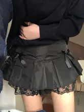 Sweetown-faldas plisadas de estética gótica negra, minifalda de cintura baja con acabado de encaje para mujeres, estilo Punk oscuro Academia Y2K