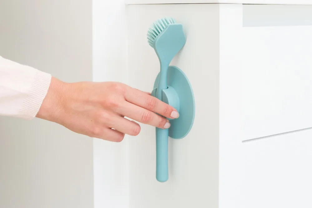 Dish Brush with Suction Cup Holder - Mint - 8710755117602 Brabantia_1181x787px_E_NR-12709