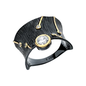 

Silver ring with cubic zirconia sunlight sample 925