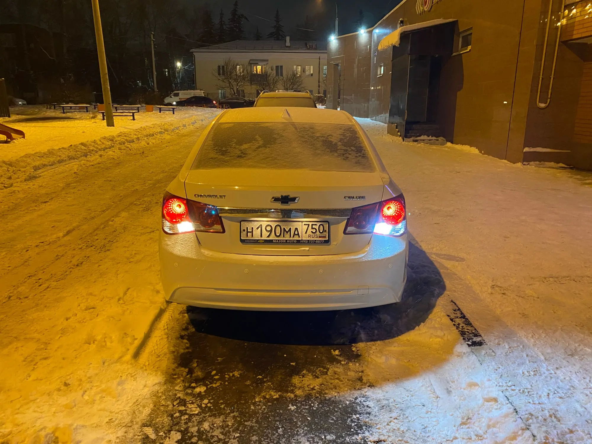 8. Светодиод в задний ход шевроле круз хэтчбек. Chevrolet cruze лампа заднего хода. Лампы заднего хода круз. Шевроле круз 2011 лампа заднего хода.