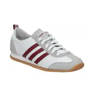 

ADIDAS VS-Jog men's sneakers. White Color with 3 bands in red. Shoe closure and comfortable Adidas insole