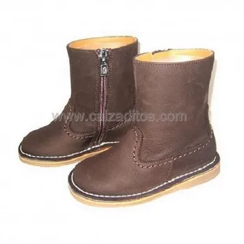 

Boots brown fur for boy or girl, Eli