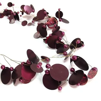 

Vintage wreath Eggplant